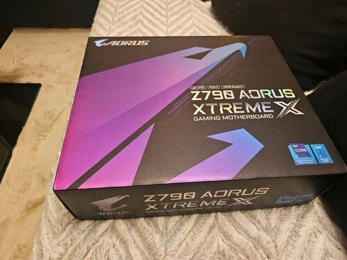 Περισσότερες πληροφορίες για "ΠΩΛΕΙΤΕ -Z390 Aorus Pro Wifi + i9900k + 32GB RAM 3200Mhz + 2x500GB nVMe SSD  + 2x4TB HDDs"