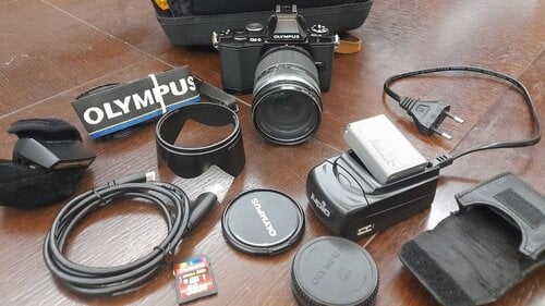 Περισσότερες πληροφορίες για "Olympus OMD EM5 kit"