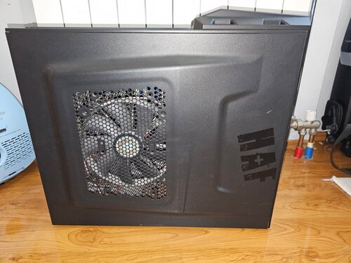 Περισσότερες πληροφορίες για "Cooler Master HAF 922"