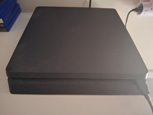 Περισσότερες πληροφορίες για "Sony PlayStation 4 Slim + 22 Τίτλοι"
