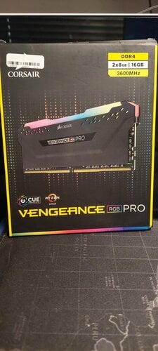 Περισσότερες πληροφορίες για "Corsair Vengeance 16GB CMR16GX4M2C3600C18W (16 GB/DDR4/3600MHz)"