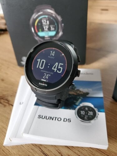 Περισσότερες πληροφορίες για "SUUNTO D5 ALL BLACK"