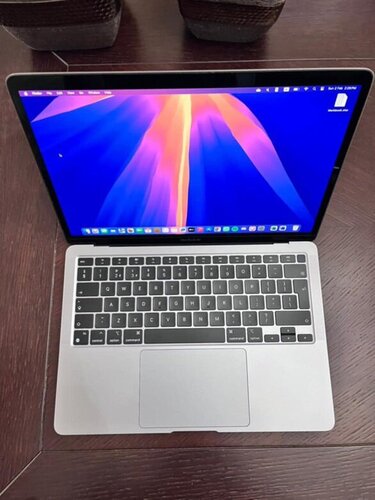 Περισσότερες πληροφορίες για "MacBook Air 1"