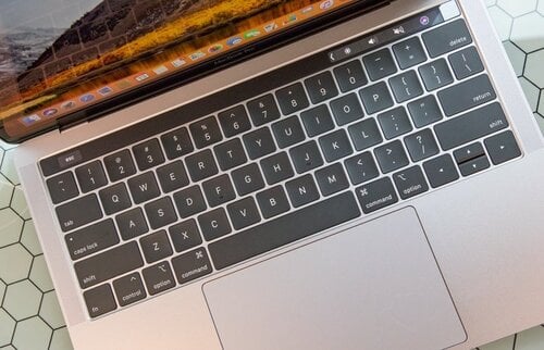 Περισσότερες πληροφορίες για "MACBOOK PRO 2018-2020 (16GB/512)"