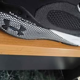 Περισσότερες πληροφορίες για "UNDER ARMOUR MACHINA 3  No 47,5"