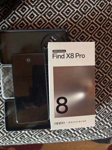 Περισσότερες πληροφορίες για "OPPO Find X8 Pro (Μαύρο/512 GB)"