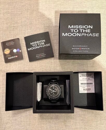 Περισσότερες πληροφορίες για "Omega x Swatch Mission to the MoonPhase - Αφόρετο, με 2ετή εγγύηση & πλήρη συσκευασία."