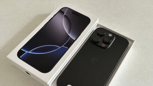 Περισσότερες πληροφορίες για "I phone 16 pro 128gb black ΛΙΓΩΝ ΗΜΕΡΩΝ ΕΛΛΗΝΙΚΟ"