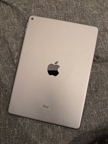 Περισσότερες πληροφορίες για "Apple I pad Air 2 64gb"