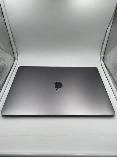 Περισσότερες πληροφορίες για "MacBook Pro (15-inch, 2017) i7 2.9 GHz 16GB RAM 512GB SSD"