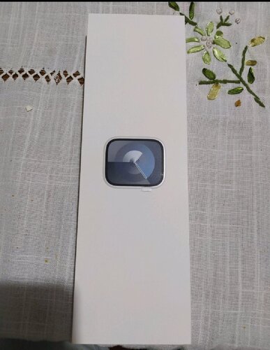 Περισσότερες πληροφορίες για "Apple Watch Series 9 45mm Silver AI Storm Blue SB M/L"