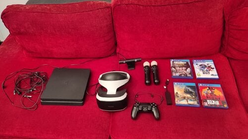 Περισσότερες πληροφορίες για "Sony PS4 Slim 500GB + Dualshock 4 + PSVR + 2 PS Move + Camera + PSVR PC Adapter + 4 Games"