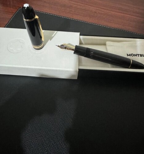 Περισσότερες πληροφορίες για "Montblanc Meisterstuck 149 gold fine nib"