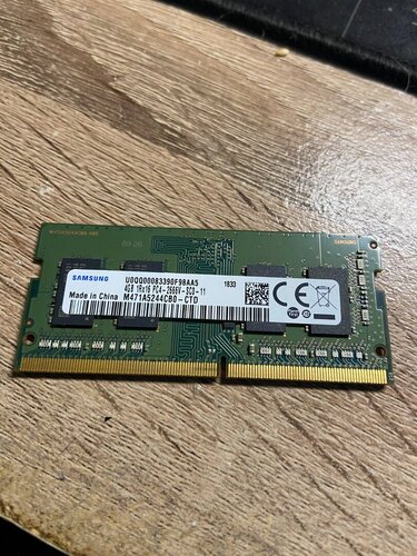 Περισσότερες πληροφορίες για "4GB Sodimm 2666mhz DDR4 M471A5244CB0 x2"