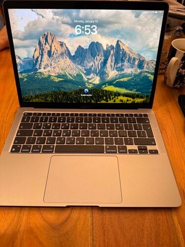 Περισσότερες πληροφορίες για "MacBook Air M1 8gb/256"