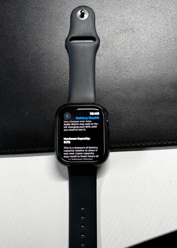 Περισσότερες πληροφορίες για "Apple Watch Series 7 (45mm/Μαύρο/Αλουμίνιο)"