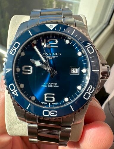 Περισσότερες πληροφορίες για "Longines Hydroconquest Ceramic Automatic 41mm - Sunray Blue"