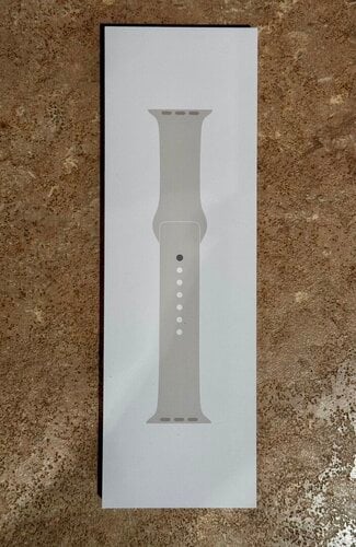 Περισσότερες πληροφορίες για "Apple Watch Starlight Sport Band | 42mm S/M | Καινούργιο"