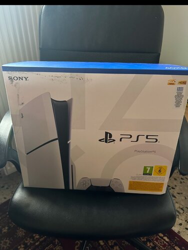 Περισσότερες πληροφορίες για "Sony PS4 Slim 1TB ΣΦΡΑΓΙΣΜΕΝΟ!!"