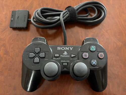 Περισσότερες πληροφορίες για "PS2 Dualshock 2 χειριστήριο μοχλός gamepad controller Type A - σε Άψογη κατάσταση"