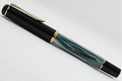 Περισσότερες πληροφορίες για "Pelikan M200 Green Marbled Fountain Pen ΕΥΚΑΡΙΑ"