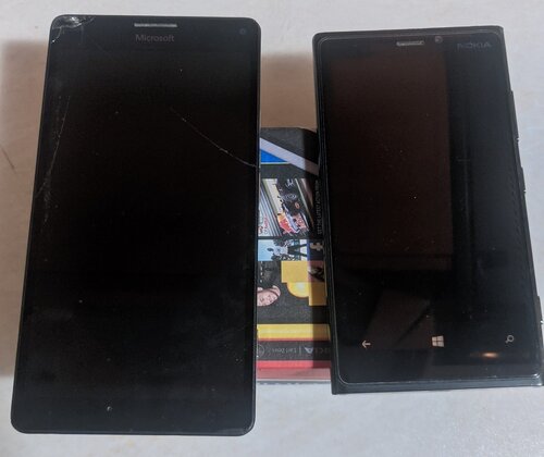 Περισσότερες πληροφορίες για "Nokia Lumia 950xl & Lumia 920"