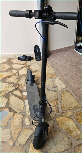 Περισσότερες πληροφορίες για "Xiaomi Electric Scooter Mi 3 Black"