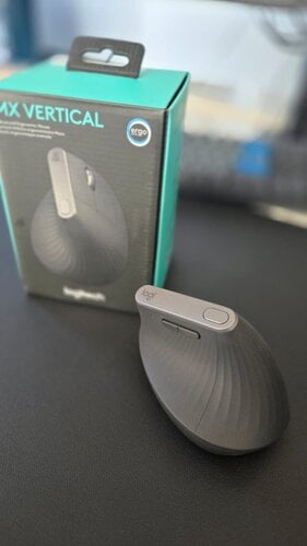 Περισσότερες πληροφορίες για "Logitech MX Vertical Advanced Ergonomic Mouse (Γραφίτης/RF Ασύρματο+Bluetooth)"