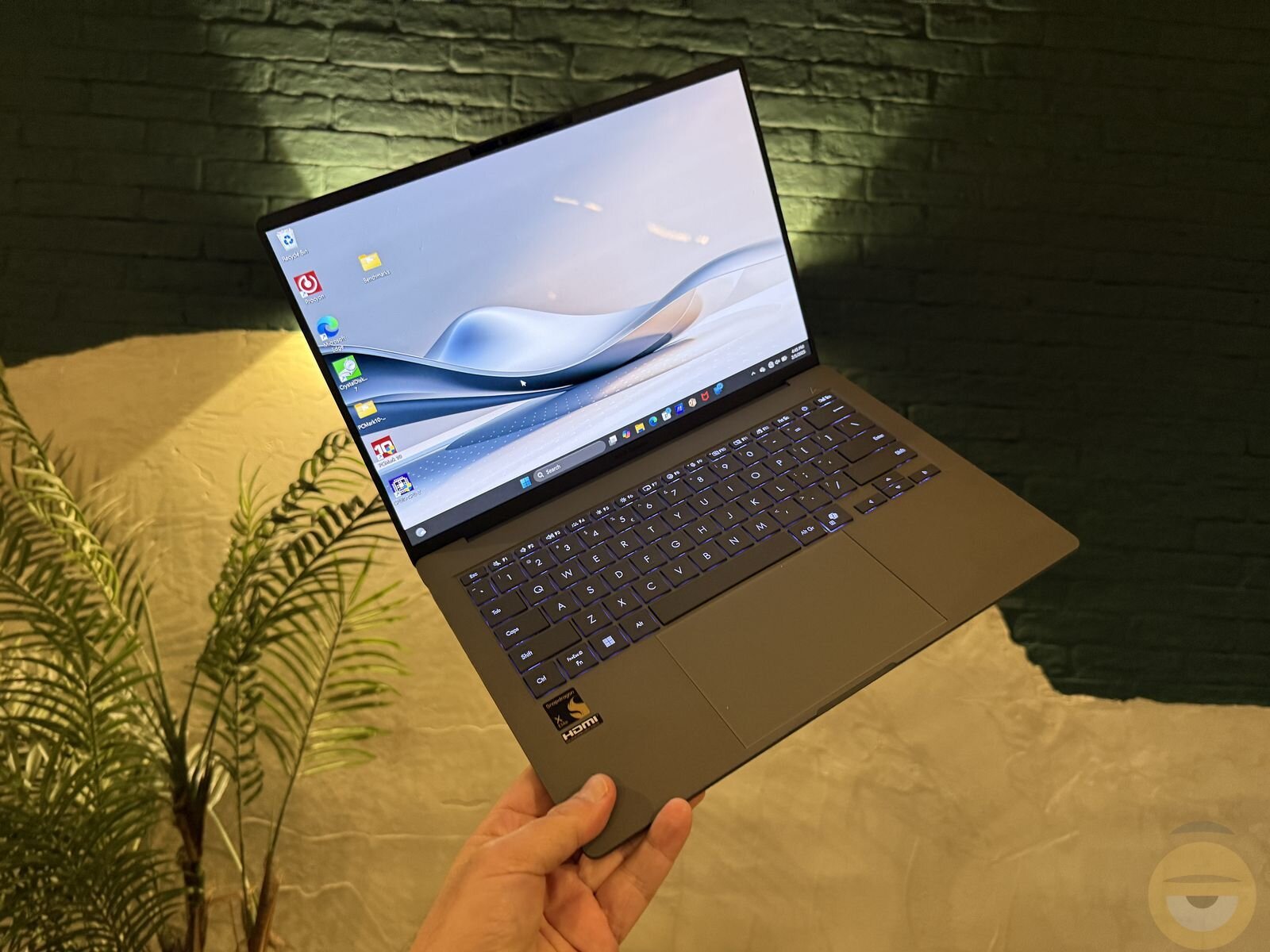 ASUS Zenbook A14 (UX3407) Review