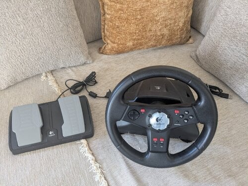 Περισσότερες πληροφορίες για "Logitech Formula Vibration Feedback Wheel"