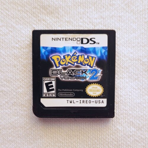 Περισσότερες πληροφορίες για "Pokemon Black Version 2 - Nintendo DS (USA Version)"