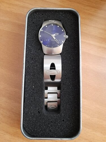 Περισσότερες πληροφορίες για "Vintage Time Design Zirconium"