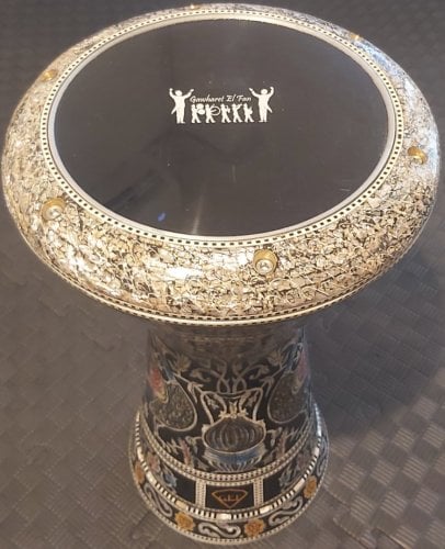 Περισσότερες πληροφορίες για "Gawharet El Fan Darbuka 23cm"