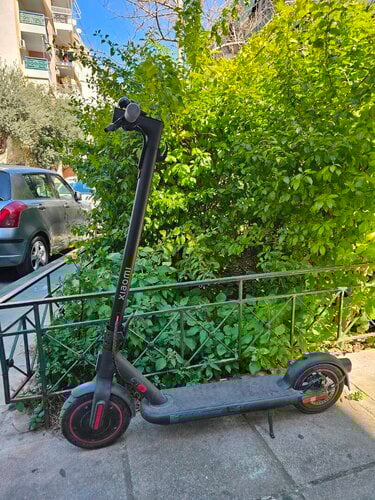Περισσότερες πληροφορίες για "Xiaomi scooter 4 Pro"