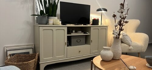 Περισσότερες πληροφορίες για "Έπιπλο Tv-Μπουφες"