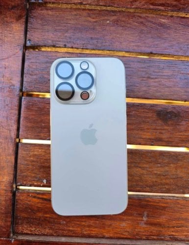 Περισσότερες πληροφορίες για "iPhone 15 pro 128"