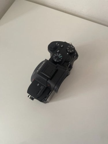 Περισσότερες πληροφορίες για "Sony α 7 III"