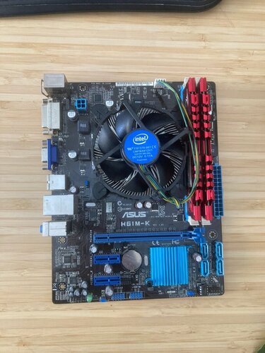 Περισσότερες πληροφορίες για "Set MOTHERBOARD  CPU(+stock cooler)  RAM(DDR3 16G)"