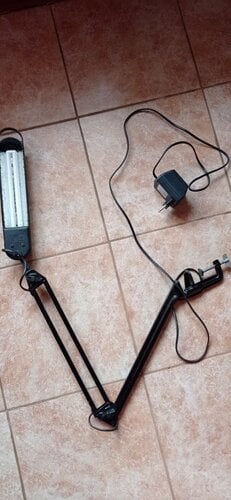 Περισσότερες πληροφορίες για "Πωλούνται Λάμπες γραφείου"