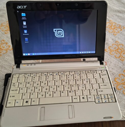 Περισσότερες πληροφορίες για "Acer Aspire One ZG5 A110aw 128GB msata ssd + zif adapter + 128 sd card + intel dual band WiFi"