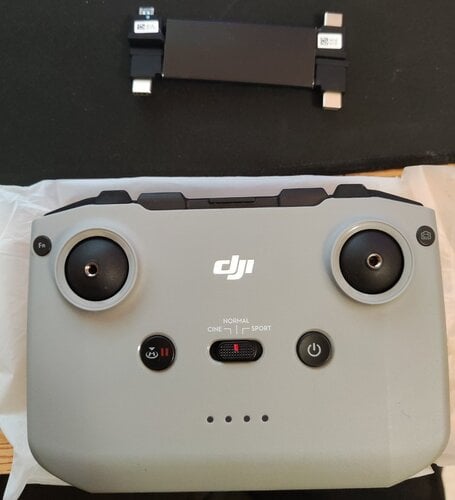 Περισσότερες πληροφορίες για "Controller DJI RC-N1"