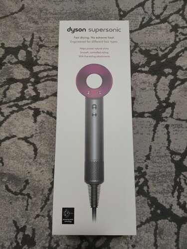 Περισσότερες πληροφορίες για "Πιστολάκι dyson supersonic HD08 καινούριο"