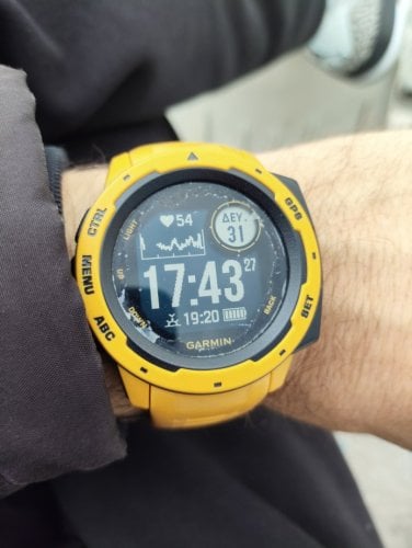 Περισσότερες πληροφορίες για "Garmin instinct"