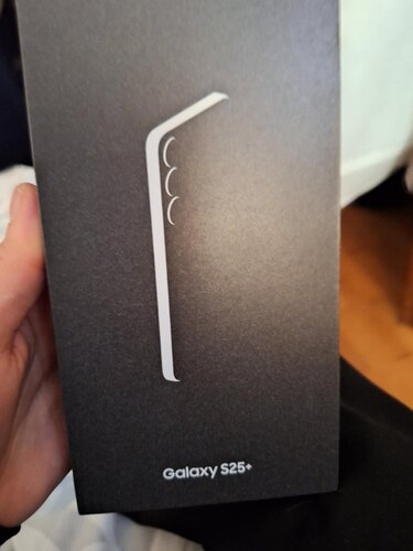 Περισσότερες πληροφορίες για "Samsung Galaxy S25+ (Navy/256 GB)"