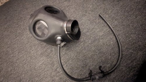 Περισσότερες πληροφορίες για "Shalon 4a1 Gas Mask"