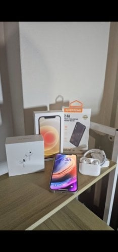 Περισσότερες πληροφορίες για "Apple iPhone 12 (Άσπρο/64 GB)"