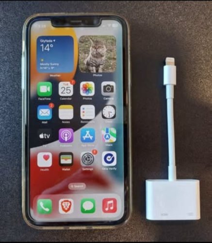 Περισσότερες πληροφορίες για "iPhone 11 64GB + Apple Προσαρμογέας Apple Lightning Digital AV"