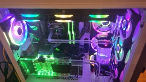 Περισσότερες πληροφορίες για "Corsair Hydro X Series Icue XH305I Υδρόψυξη Επεξεργαστή Τριπλού Ανεμιστήρα 120mm για Socket AM4/1700"
