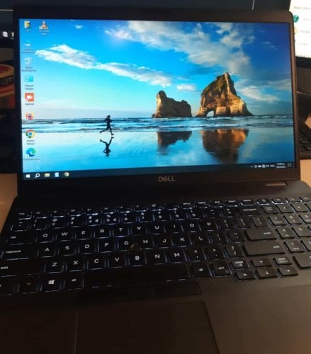 Περισσότερες πληροφορίες για "Dell Latitude 5500 (Core i5 3.9GHz 8 Threads / 16GB RAM / 15.6 1080P IPS / 256GB NVME ssd) άριστο"