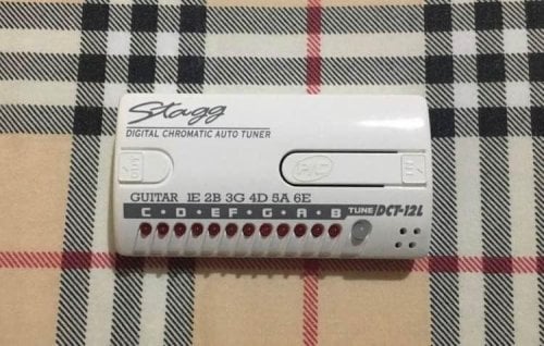 Περισσότερες πληροφορίες για "Digital Chromatic Tuner (Κουρδιστήρι)"
